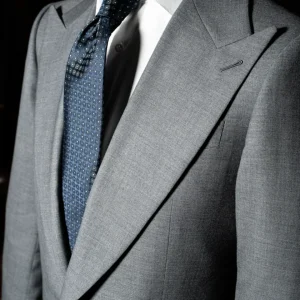 Abito Modernico Grigio Chiaro con Fodera Avion