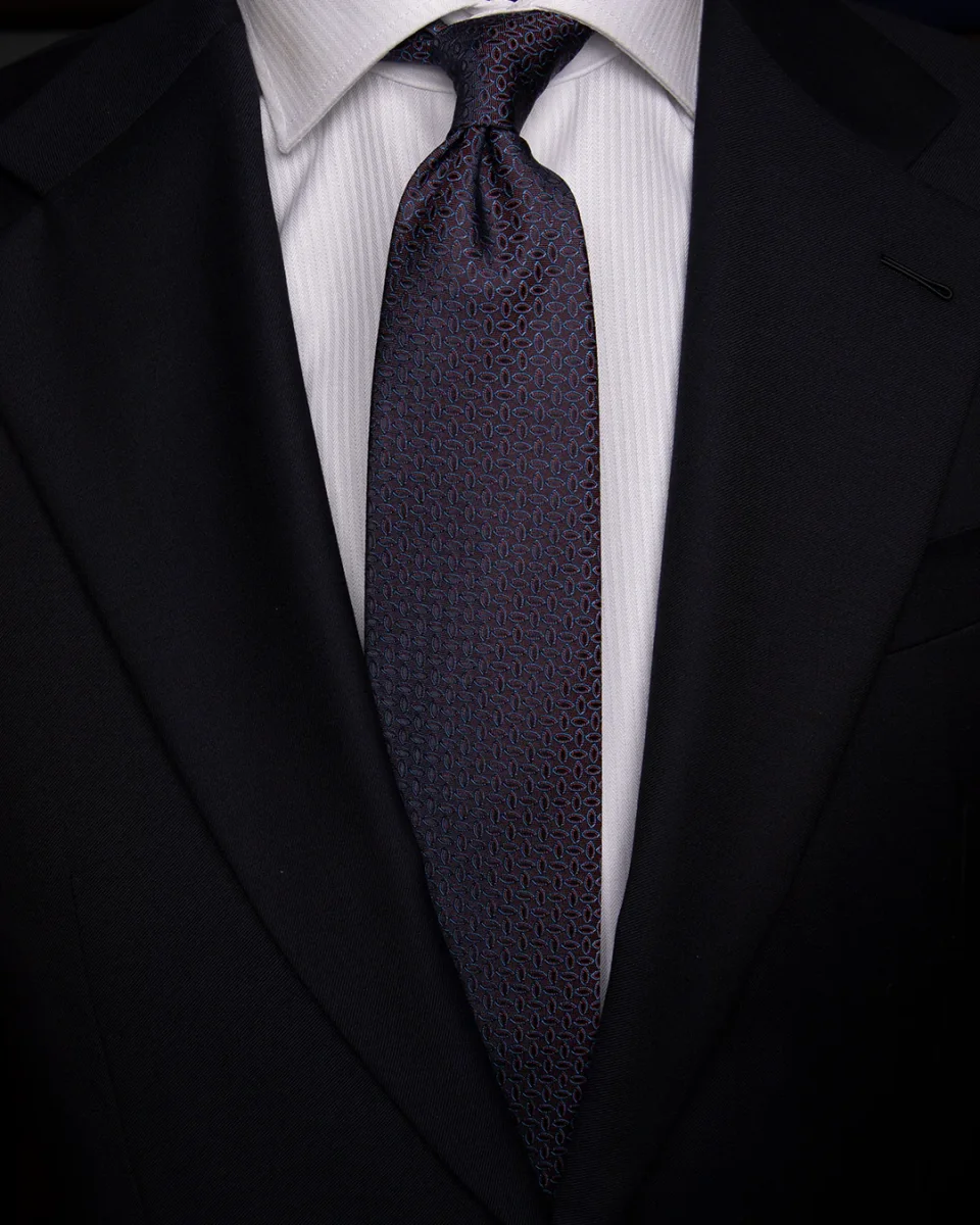 Cravatta Jacquard Bordeaux Con Motivo Ellittico Blu Cobalto