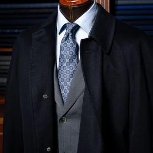 Cappotto Blu Scuro con Cinta