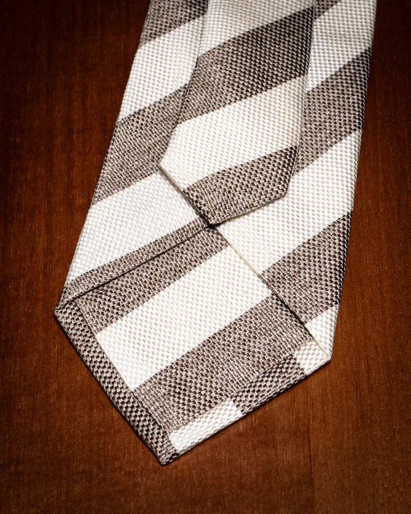 Cravatta Bianca e Marrone a Righe - immagine 7