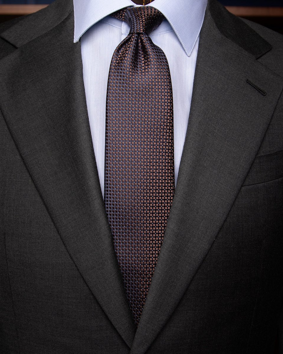 Cravatta Jacquard Blu Notte Con Microcerchi Marrone Caffè E Puntini Azzurri