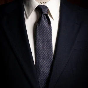 Cravatta Jacquard Blu Notte con Microfantasia Cacao