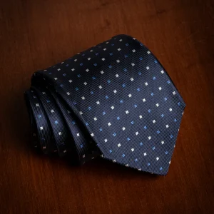 Cravatta Jacquard Blu Notte con Quadri Azzurri e Bianchi
