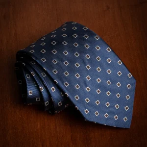 Cravatta Jacquard Blu Oltremare con Quadri Castagna