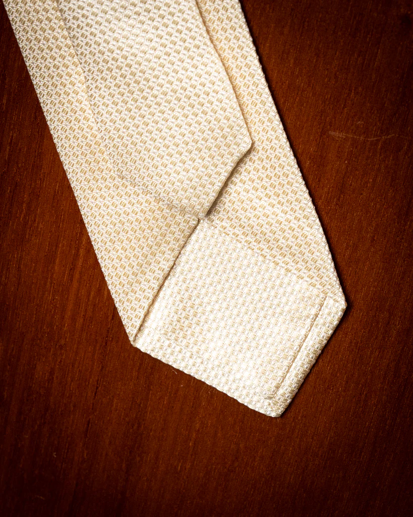 Cravatta Jacquard con Microtrama Miele e Panna - immagine 6