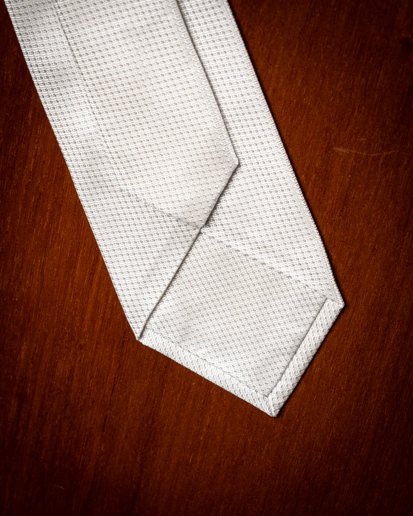 Cravatta Jacquard Grigio Perla con Microtrama Operata - immagine 5