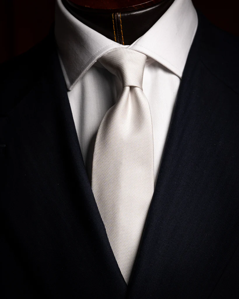 Cravatta Jacquard Grigio Perla con Microtrama