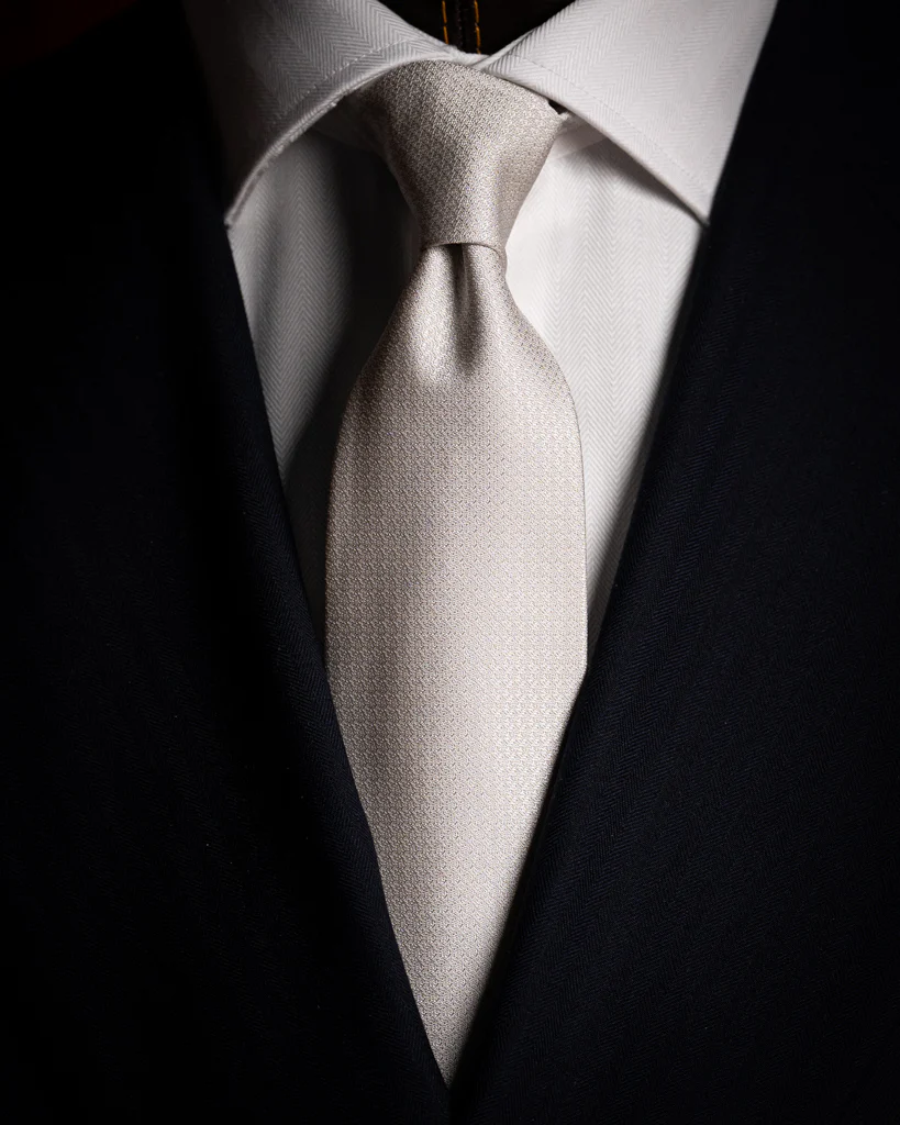 Cravatta Jacquard Operata Grigio Perla