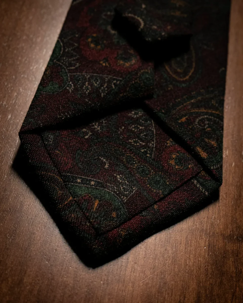 Cravatta Bordeaux con Fantasia Paisley Floreale - immagine 5