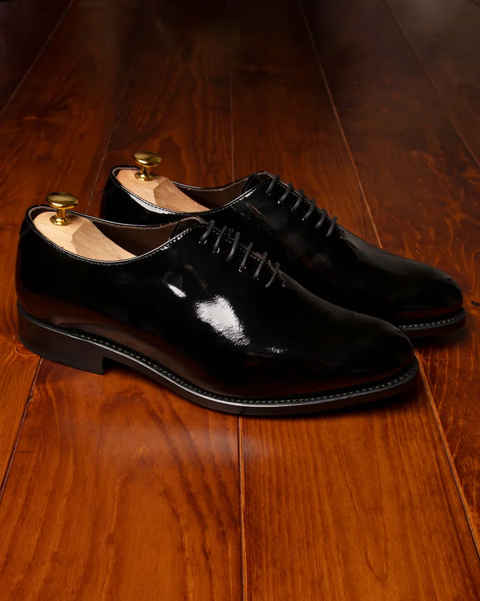 Scarpe One Piece Nero Lucido