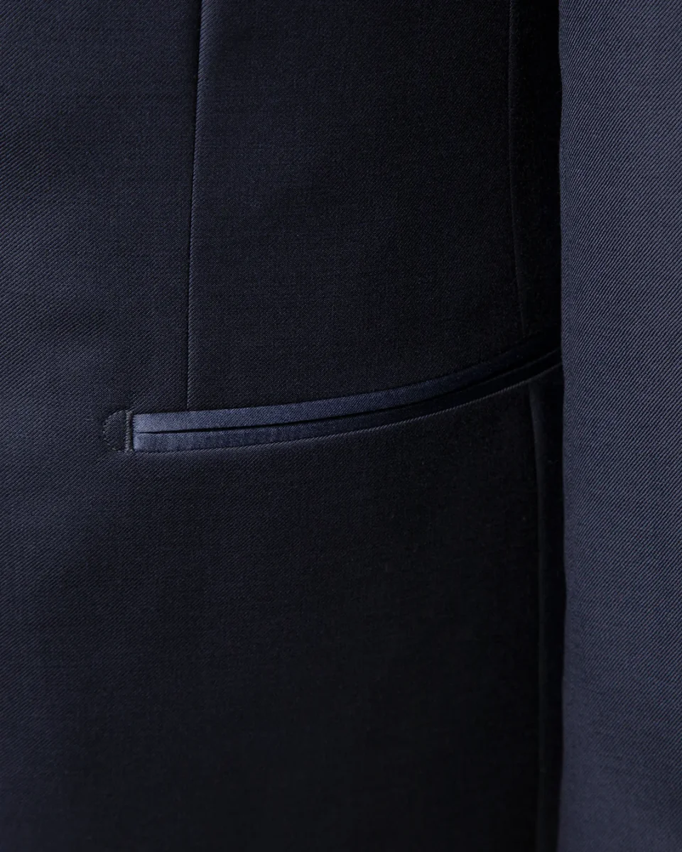 Smoking Michelangelo Blu con Raso e Gilet - immagine 8