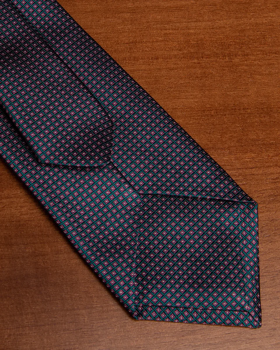 Cravatta Jacquard Bordeaux Con Microquadri Verde Smeraldo E Rosa Ciclamino - immagine 6