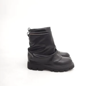 Exclusive – CR002723 – Nero