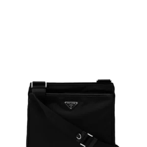 Borsa a tracolla in Re-Nylon di colore nero