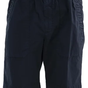 Pantaloni bermuda